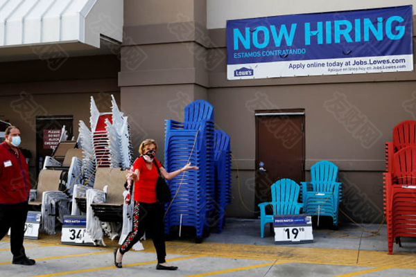 假期购物季临近 美国招聘形势却继续恶化 假期购物季临近 美国招聘形势却继续恶化