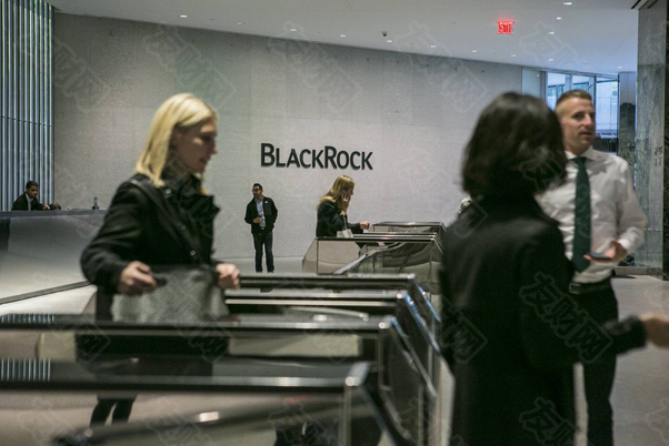 “是时候投资中国股市了” 贝莱德可能在下跌中买入中国股票