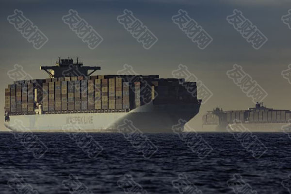 美国搞单边主义，连盟友也一起打击？