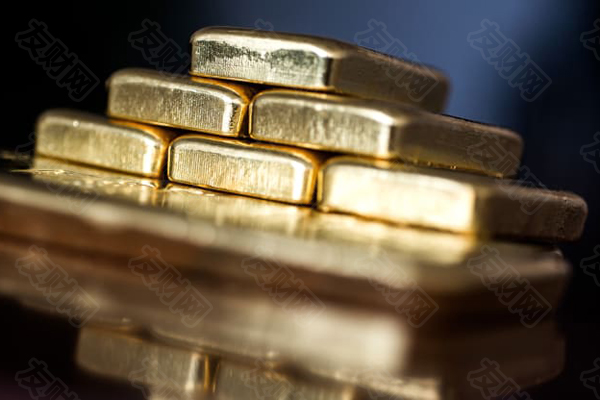 中国在将美国国债持有量降至14年低点后 连续第10个月囤积黄金