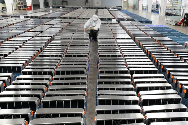 新电池打破特斯拉技术 QuantumScape推出能量密度高300%、15分钟超快充电的固态电池 新电池打破特斯拉技术 QuantumScape推出能量密度高300%、15分钟超快充电的固态电池