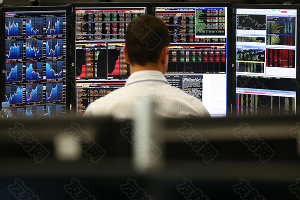 石油价格的狂飙是由一群破坏性的机器人交易员推动的