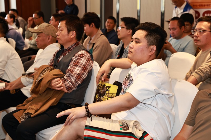 交易者同盟会携手AIMS荣鹰证券 2024浅谈交易暨百城联动线下技术交流会●重庆站取得圆满成功! 交易者同盟会携手AIMS荣鹰证券 2024浅谈交易暨百城联动线下技术交流会●重庆站取得圆满成功!