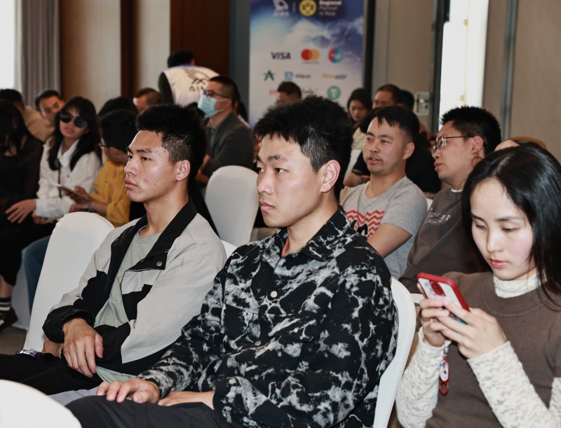 交易者同盟会携手AIMS荣鹰证券 2024浅谈交易暨百城联动线下技术交流会●重庆站取得圆满成功! 交易者同盟会携手AIMS荣鹰证券 2024浅谈交易暨百城联动线下技术交流会●重庆站取得圆满成功!