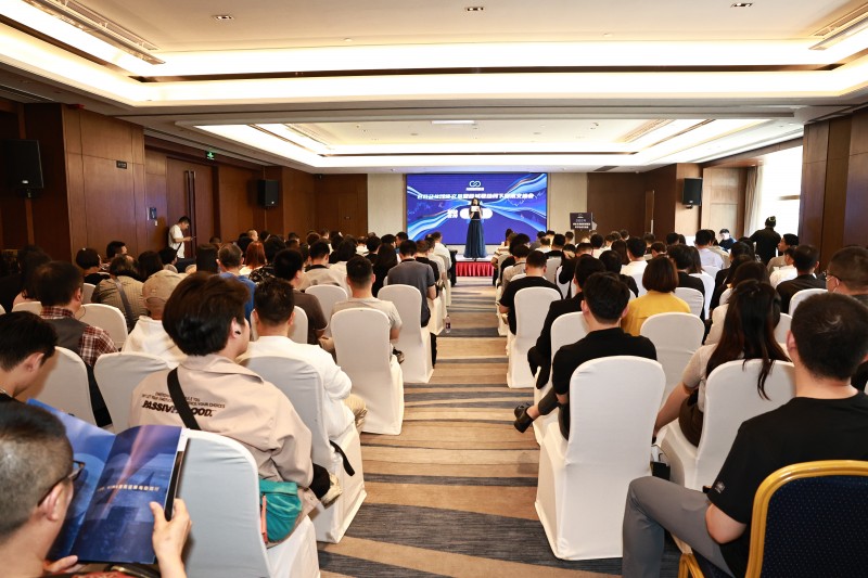 交易者同盟会携手AIMS荣鹰证券 2024浅谈交易暨百城联动线下技术交流会●重庆站取得圆满成功! 交易者同盟会携手AIMS荣鹰证券 2024浅谈交易暨百城联动线下技术交流会●重庆站取得圆满成功!