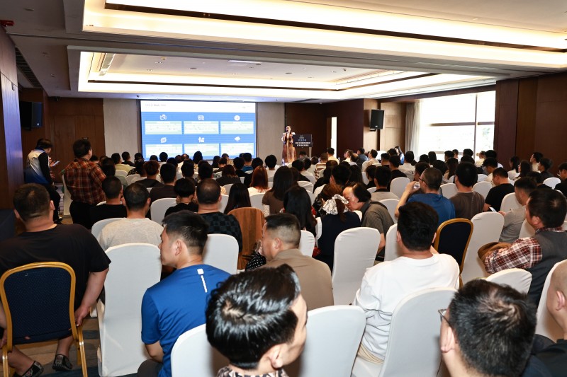 交易者同盟会携手AIMS荣鹰证券 2024浅谈交易暨百城联动线下技术交流会●重庆站取得圆满成功! 交易者同盟会携手AIMS荣鹰证券 2024浅谈交易暨百城联动线下技术交流会●重庆站取得圆满成功!