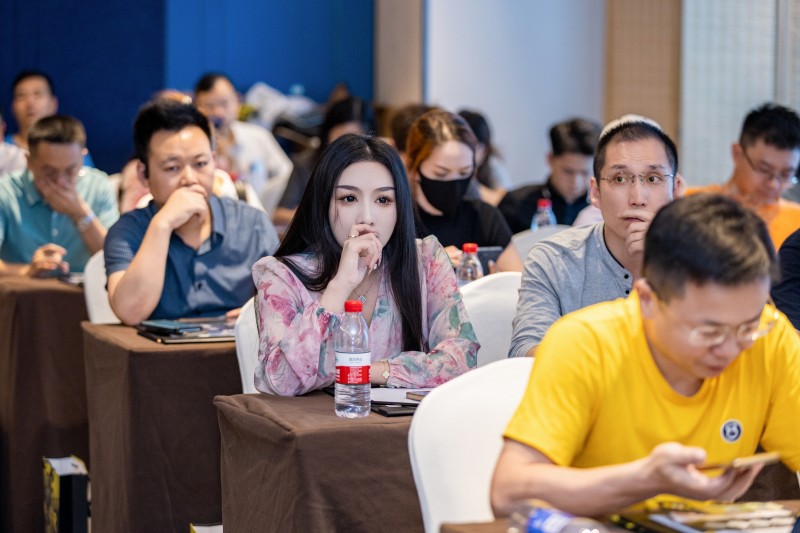 交易者同盟会携手AIMS荣鹰证券 2024浅谈交易暨百城联动线下技术交流会●长沙站取得圆满成功! 交易者同盟会携手AIMS荣鹰证券 2024浅谈交易暨百城联动线下技术交流会●长沙站取得圆满成功!