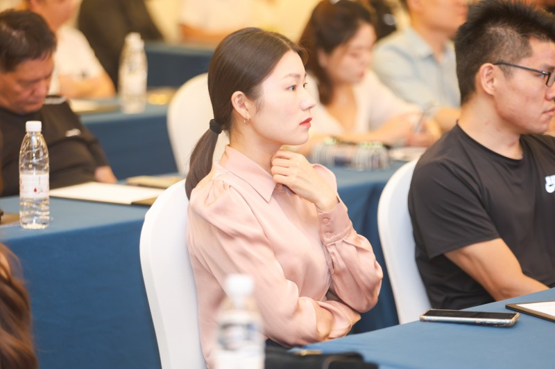 交易者同盟会携手AIMS荣鹰证券 2024浅谈交易暨百城联动线下技术交流会●郑州站取得圆满成功! 交易者同盟会携手AIMS荣鹰证券 2024浅谈交易暨百城联动线下技术交流会●郑州站取得圆满成功!