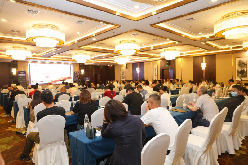 交易者同盟会携手AIMS荣鹰证券 2024浅谈交易暨百城联动线下技术交流会●郑州站取得圆满成功! 交易者同盟会携手AIMS荣鹰证券 2024浅谈交易暨百城联动线下技术交流会●郑州站取得圆满成功!