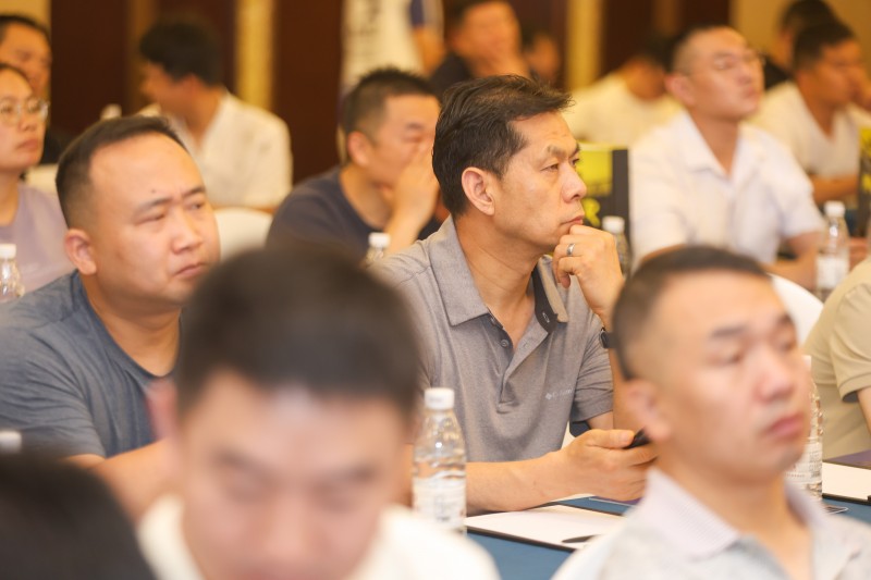 交易者同盟会携手AIMS荣鹰证券 2024浅谈交易暨百城联动线下技术交流会●郑州站取得圆满成功! 交易者同盟会携手AIMS荣鹰证券 2024浅谈交易暨百城联动线下技术交流会●郑州站取得圆满成功!