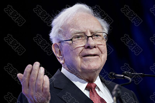 沃伦·巴菲特的伯克希尔哈撒韦公司目前持有的短期美国国债比美联储还多