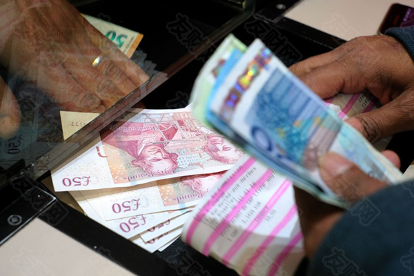 英镑飙升后 英国公司正在购买更长的货币对冲 英镑飙升后 英国公司正在购买更长的货币对冲