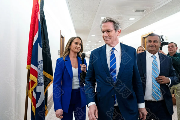 美国财长贝森特表示:他和特朗普关注的是10年期美国国债收益率 而不是美联储 美国财长贝森特表示:他和特朗普关注的是10年期美国国债收益率 而不是美联储