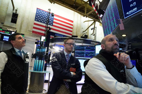 科技股下跌 英伟达和AMD警告称中国出口管制将导致成本上升