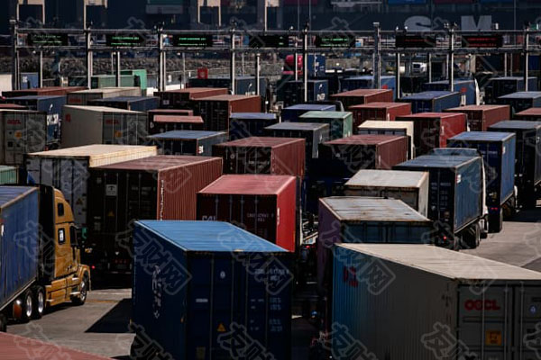 美国4月份关税收入超过160亿美元创下历史新高 有助于削减预算赤字 美国4月份关税收入超过160亿美元创下历史新高 有助于削减预算赤字