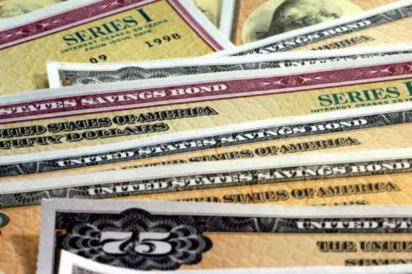 中国跌至第三大美国国债持有国 仅次于日本和英国 中国跌至第三大美国国债持有国 仅次于日本和英国