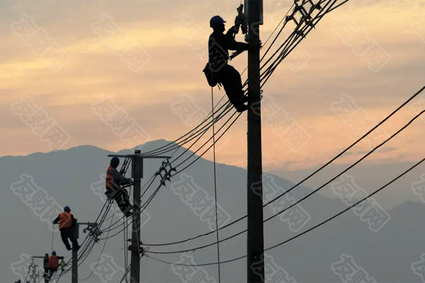 埃隆·马斯克表示：到明年年中 人工智能可能会遇到电力供应能力问题