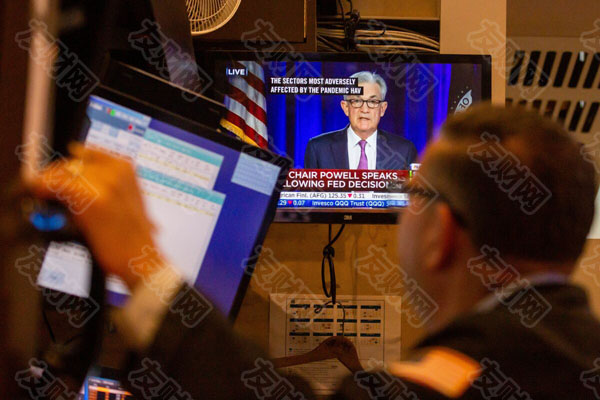 ﻿随着强劲的就业数据拖累美债 交易员撤回美联储降息押注