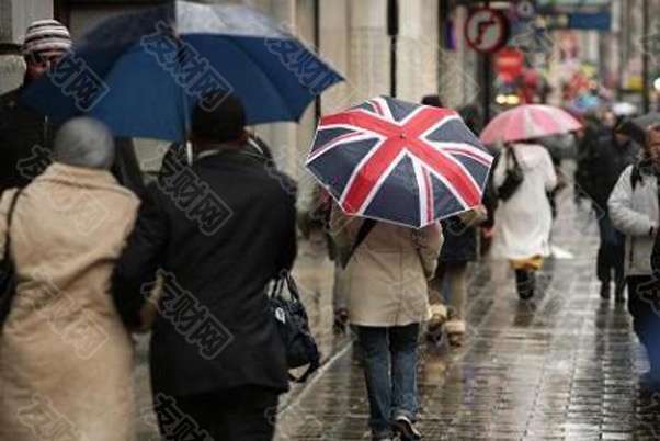 随着特朗普关税和增税的启动 英国经济在4月份急剧萎缩