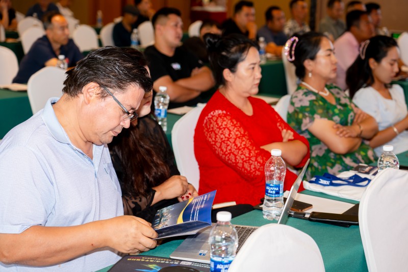 交易者同盟会2025浅谈交易暨百城联动线下技术交流会●阿克苏站取得圆满成功！