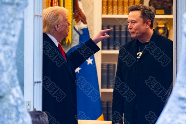 特朗普否认想要摧毁埃隆·马斯克的公司