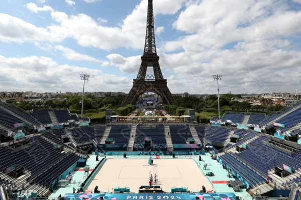 意大利曾经是欧洲的坏孩子 现在法国正在接过接力棒