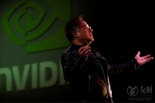 英伟达第三季度财报亮眼股价大涨 第四季度业绩指引超市场预期