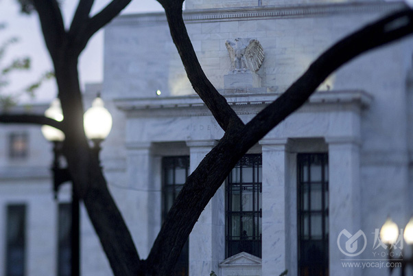 鲍威尔的“投票集结”难题 预示下任美联储主席将面临严峻考验