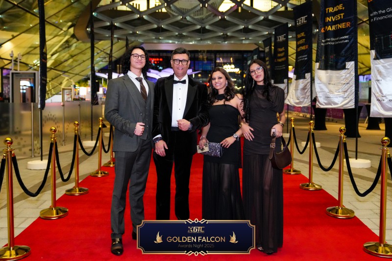 携手全球伙伴，共赴成长新程 | GTCFX 2025金鹰奖颁奖盛典圆满落幕