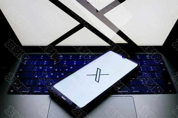 马斯克宣布X平台算法将在未来一周开源