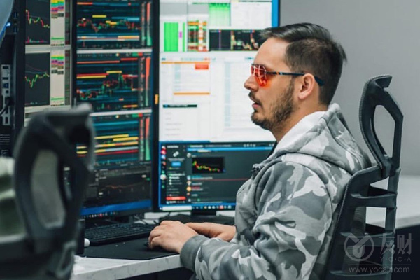 特朗普发布扭转市场推文前数分钟 神秘交易员大手笔入场股票与原油期货