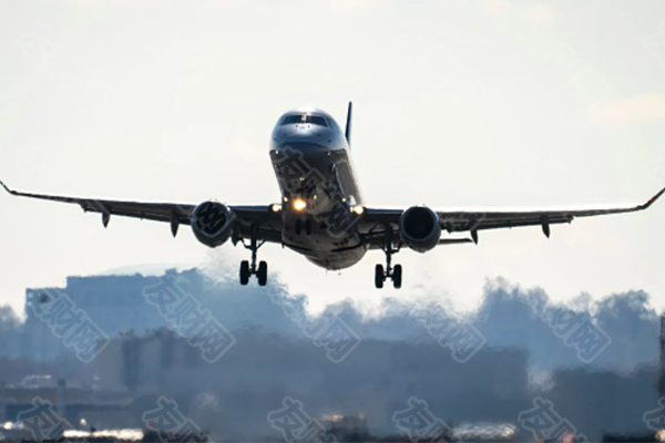 国际能源署警告：欧洲航空燃油仅够维持6周