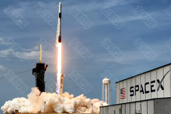 太空探索技术公司SpaceX IPO定价135美元 整体估值1.77万亿美元