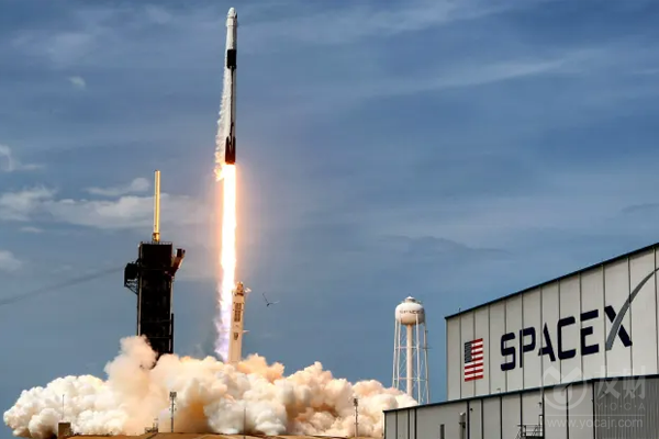 太空探索技术公司SpaceX IPO定价135美元 整体估值1.77万亿美元