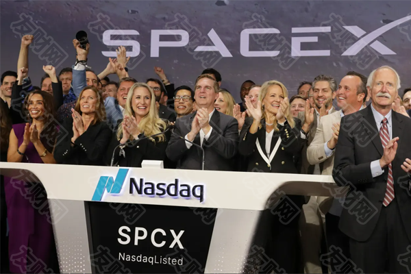 特斯拉股东押注马斯克终极布局：推动特斯拉与SpaceX合并