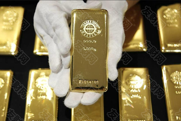 富达基金因美联储政策不确定性 将黄金持仓翻倍 富达基金因美联储政策不确定性 将黄金持仓翻倍