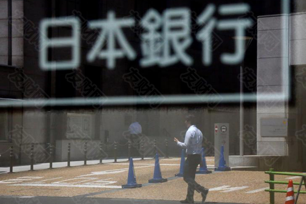 日元兑美元跌破160关口 交易员高度警惕干预行动 日元兑美元跌破160关口 交易员高度警惕干预行动