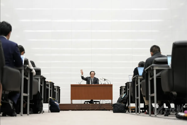 野村证券称极端情形下日本央行可能连续三次加息