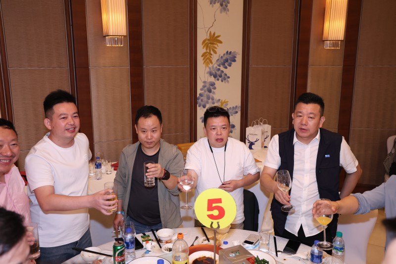 聚力洪城,共探机遇 交易者同盟会IB精英私享晚宴·南昌站圆满落幕 聚力洪城,共探机遇 交易者同盟会IB精英私享晚宴·南昌站圆满落幕